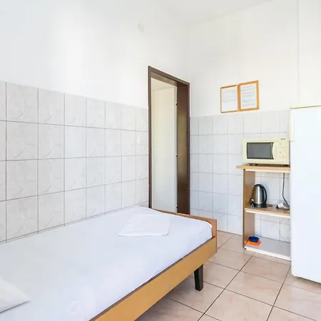 Apartments By The Sea Podaca, Makarska - 2783 *